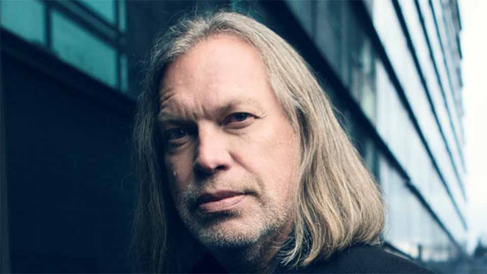 Professor Arto O. Salonen har en stark filosofisk och livsbejakande utstrålning. Foto: Juha Törmälä Professor Arto O. Salonen har en stark filosofisk och livsbejakande utstrålning. Foto: Juha Törmälä