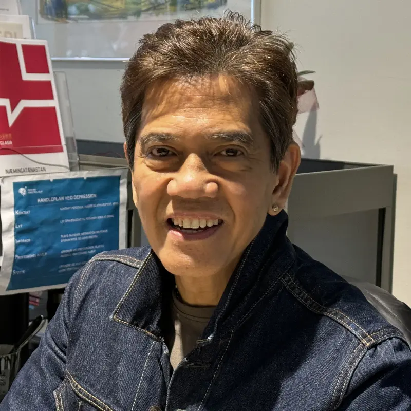 Alex Samoy Ocampo er studievejleder på Glasir.