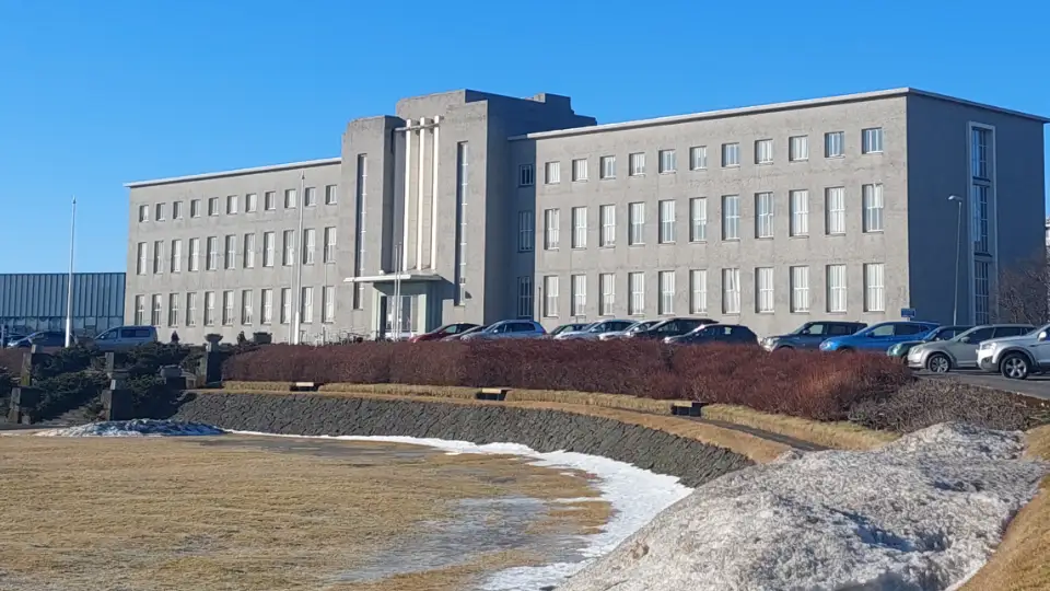 Et av forslagene er at universitetene i Island blir åpnere for funksjonshemmede ungdommer Et av forslagene er at universitetene i Island blir åpnere for funksjonshemmede ungdommer